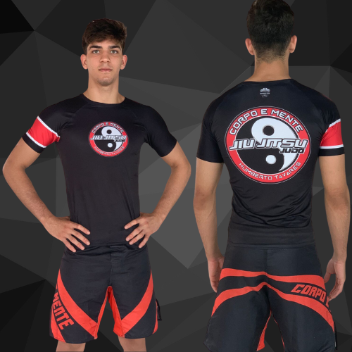 rash guard preta